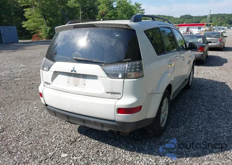 2009 Mitsubishi Outlander Es z USA, uszkodzony, nr VIN JA4LT21W69Z007024